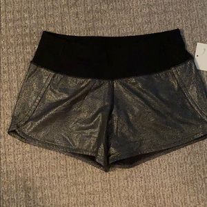 Lululemon Run Times Short II 4”